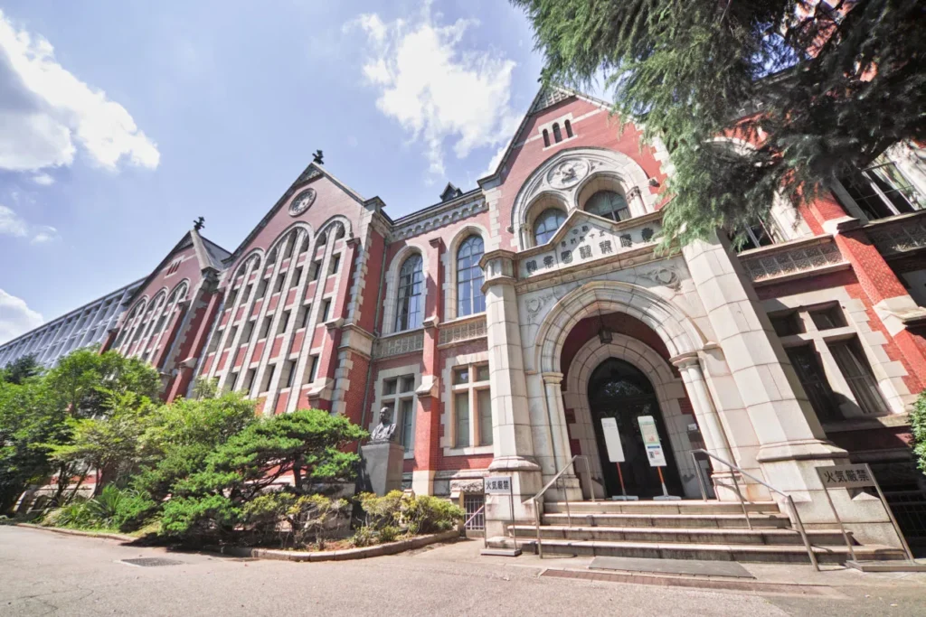 慶応義塾大学